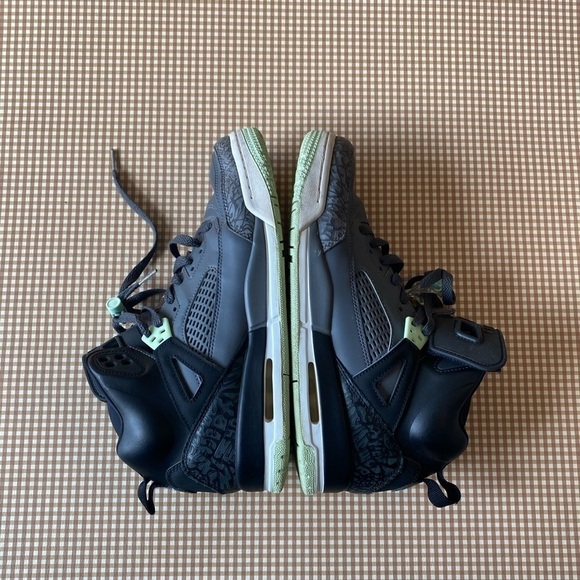YOUTH Nike Air Jordan Spizike GS Black Mint Foam Dark Grey White shoes.Size 9.5 - Picture 8 of 16